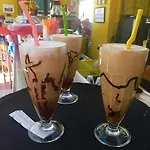 Lauras Bb 3* Tirana