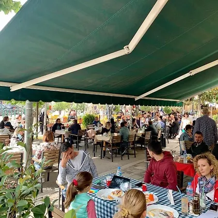 Oda ve Kahvaltı Stephen Center Tiran