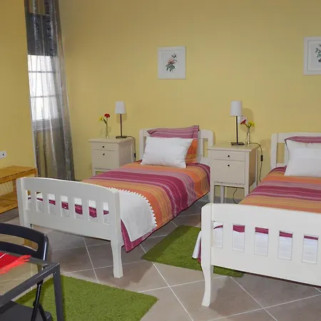 Stephen Center Oda ve Kahvaltı Tiran