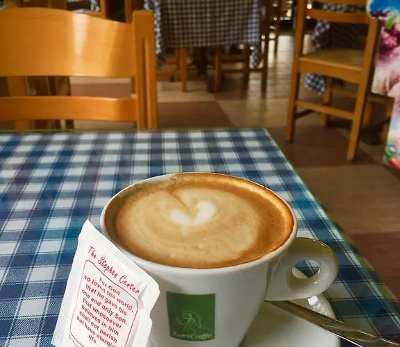 Lauras Bb ベッド・アンド・ブレックファスト ティラナ