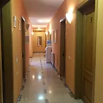 Bed & Breakfast Lauras Bb Tirana