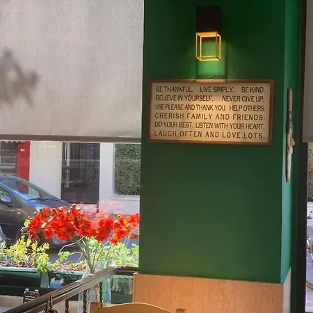 Bed and breakfast Lauras BB Tirana