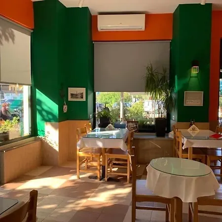 Oda ve Kahvaltı Stephen Center Tiran