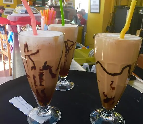 Lauras Bb 3* טיראנה